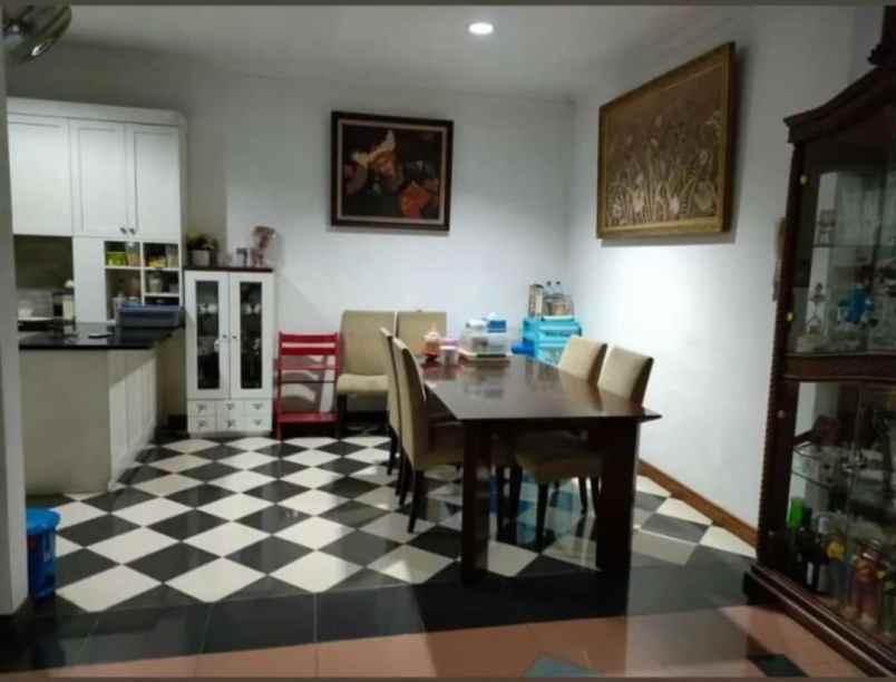 dijual rumah sunter jaya tanjung priok