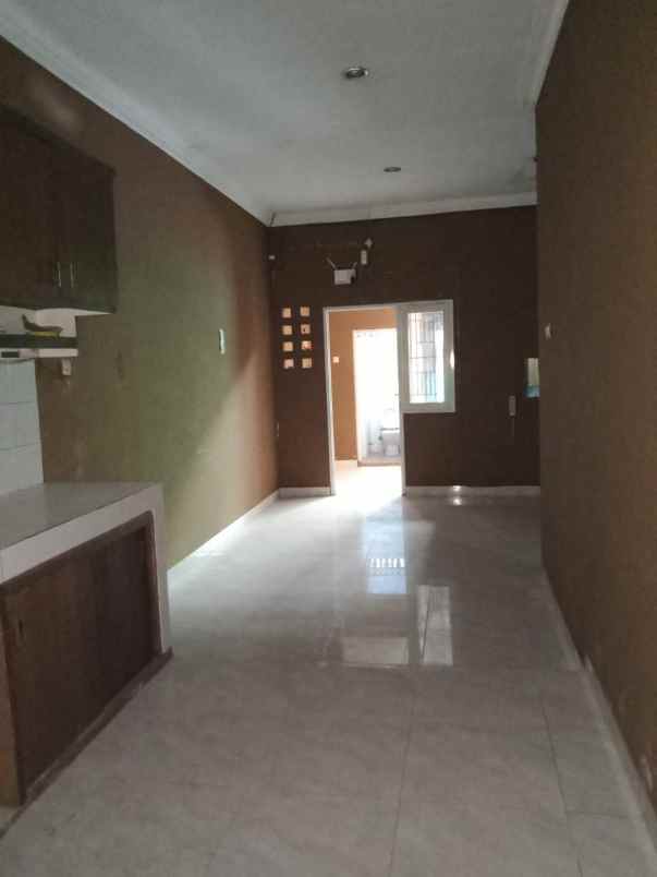 dijual rumah talaga bestari cluster re