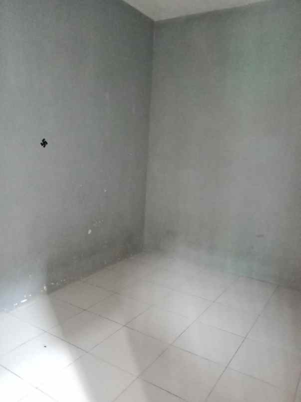 dijual rumah talaga bestari cluster re