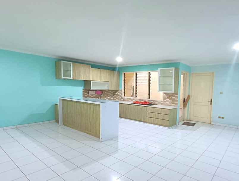 dijual rumah taman grisenda pantai