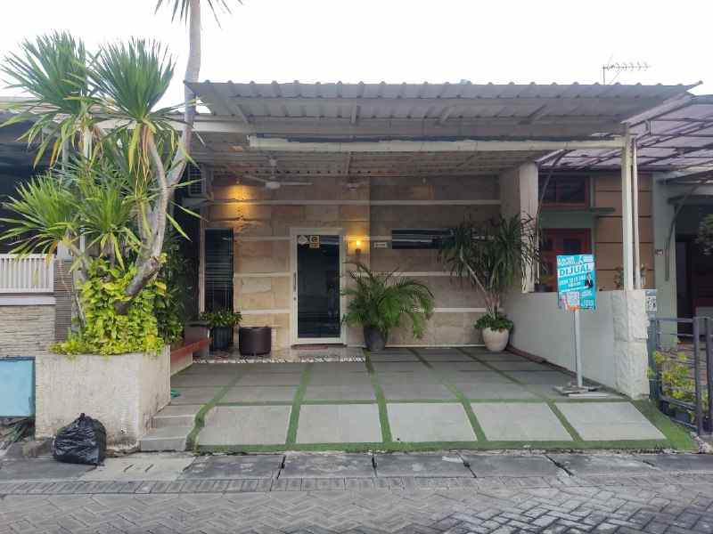 dijual rumah taman rivera regency