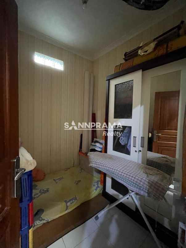 dijual rumah tanah baru