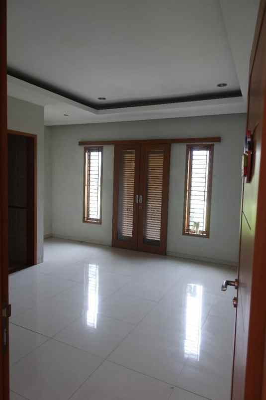 dijual rumah tebet barat