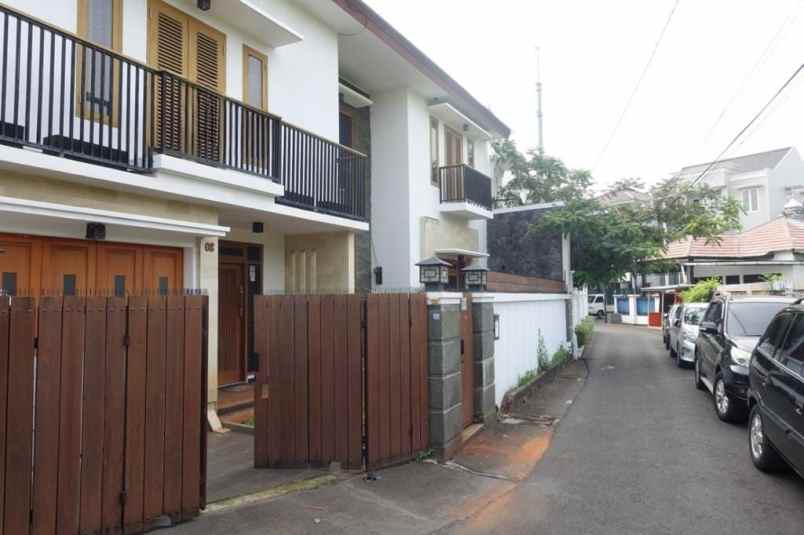 dijual rumah tebet barat