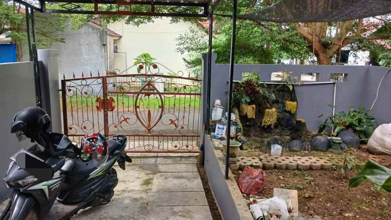 dijual rumah telaga kahuripan