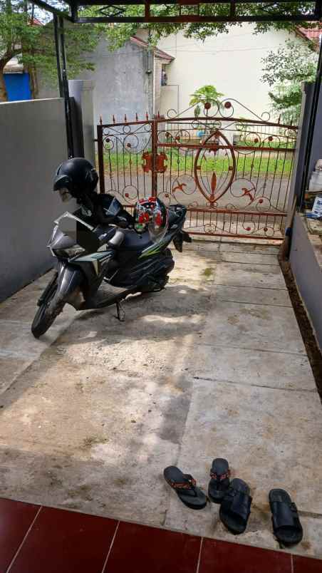 dijual rumah telaga kahuripan