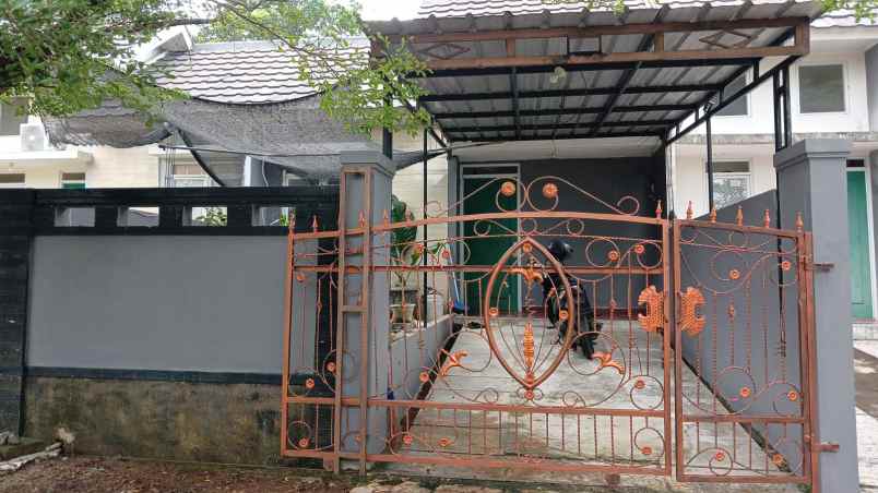 dijual rumah telaga kahuripan