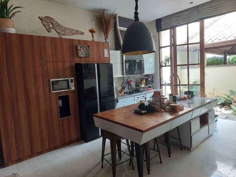 dijual rumah the calista b9 bsd city