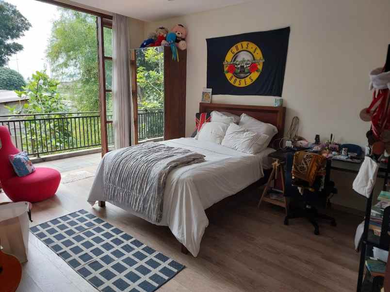 dijual rumah the calista b9 bsd city