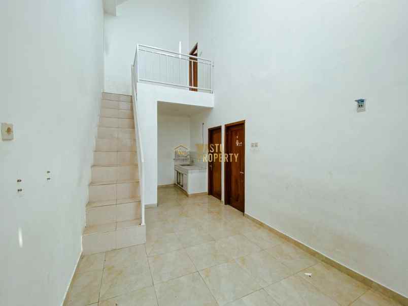 dijual rumah tlogo lot