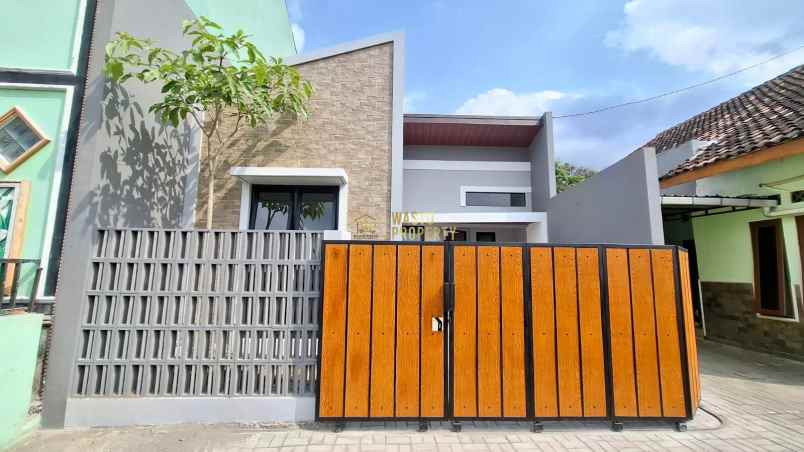 dijual rumah trihanggo gamping sleman
