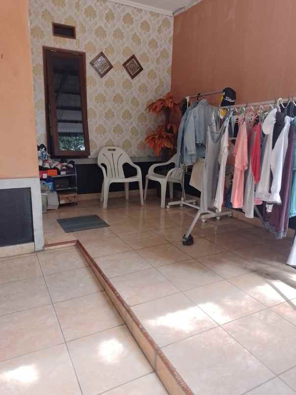 dijual rumah villa mutiara serpong