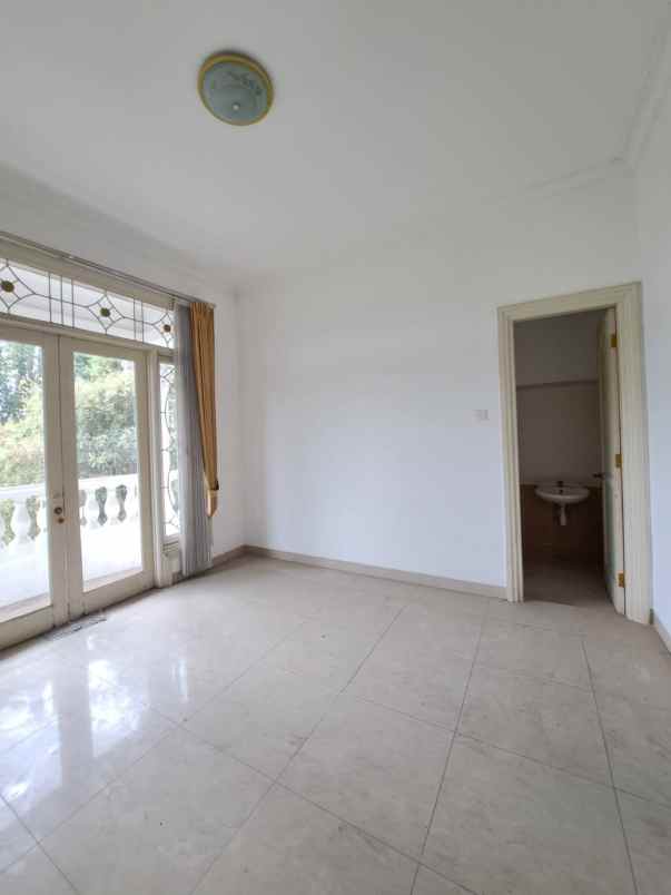 dijual rumah wisata bukit mas