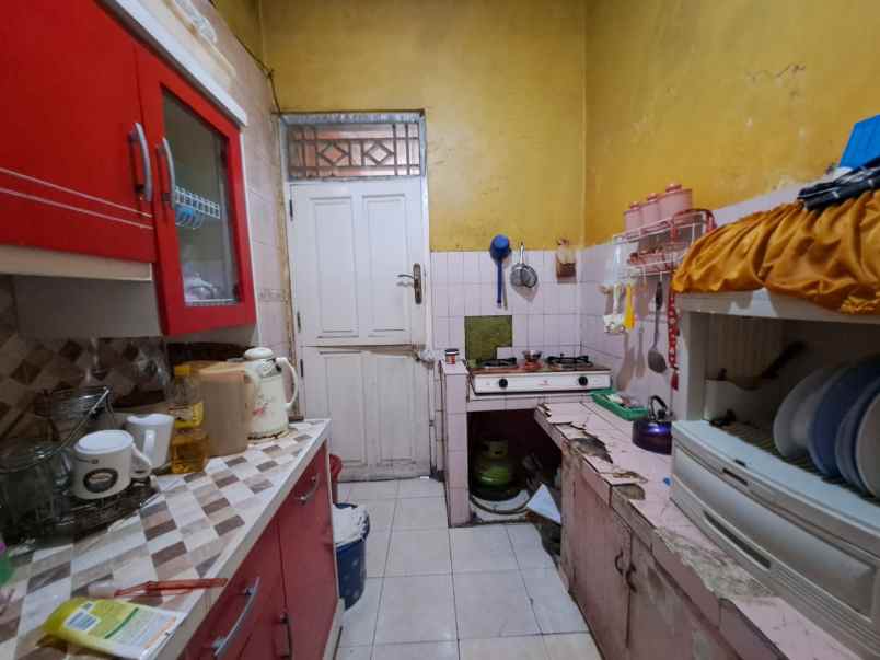 dijual rumah wisma asri