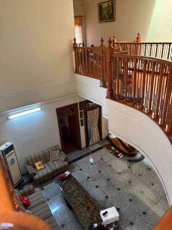 dijual rumah wisma mukti