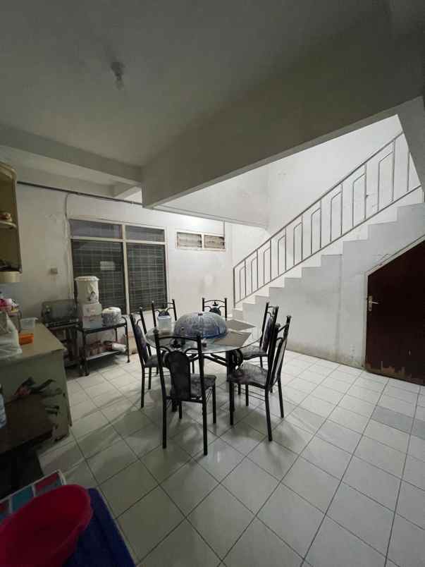 dijual rumah wisma mukti