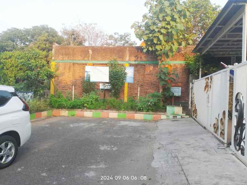 dijual rumah wisma pangesangan