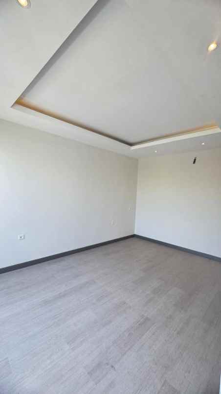 dijual rumah woodland citraland