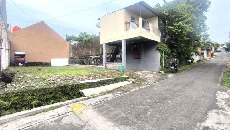 dijual tanah banjarsari surakarta