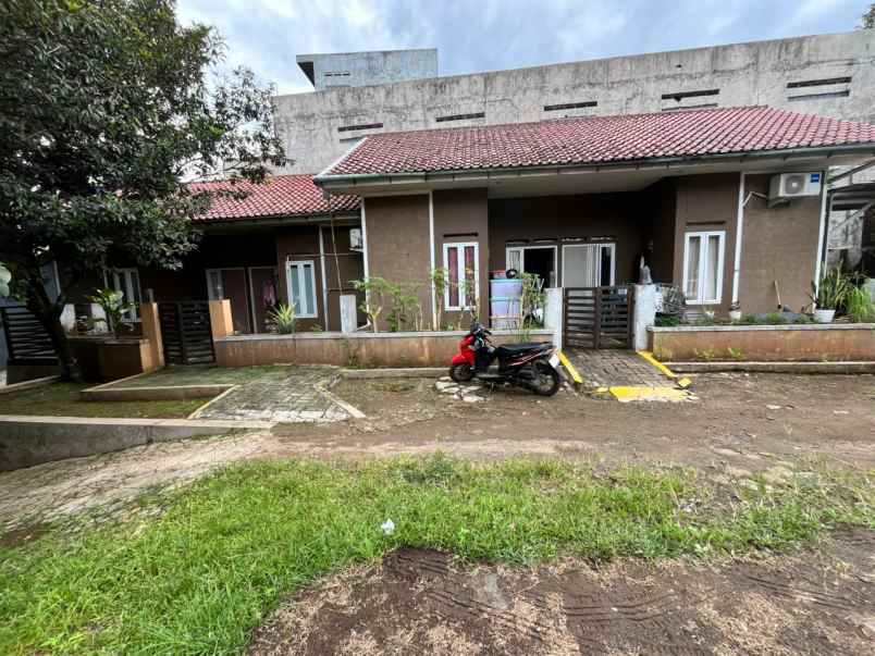 dijual tanah beserta bangunan bisa untuk komersil