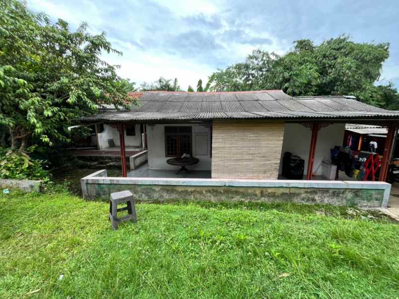 dijual tanah beserta bangunan bisa untuk komersil