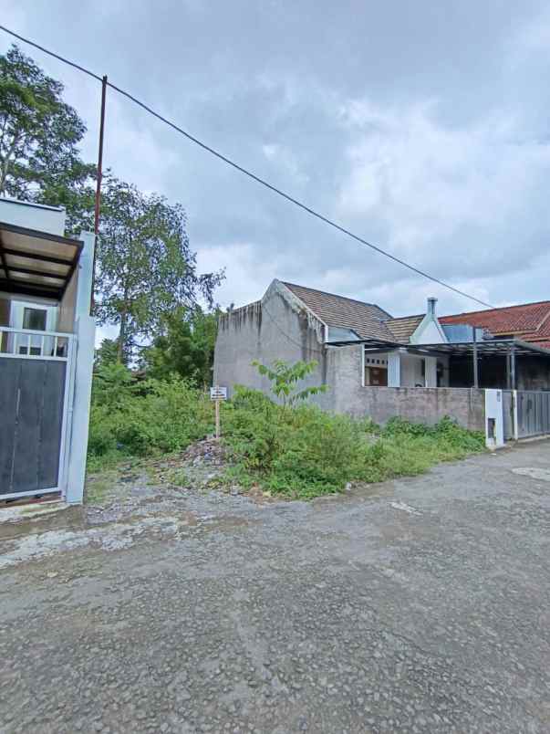 dijual tanah besi jangkang