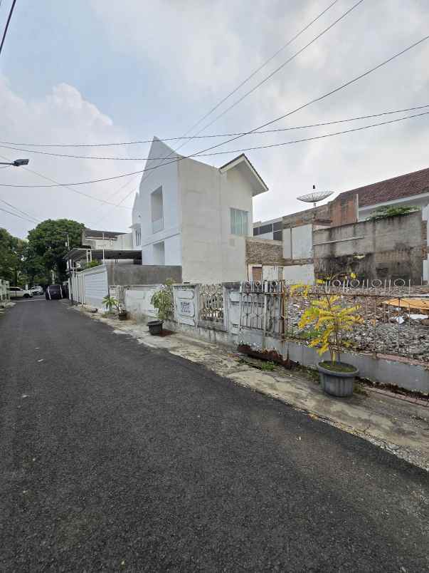 dijual tanah cipinang indah