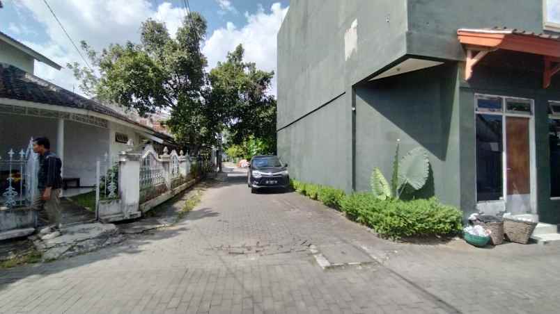 dijual tanah gg prabu brawijaya pogung