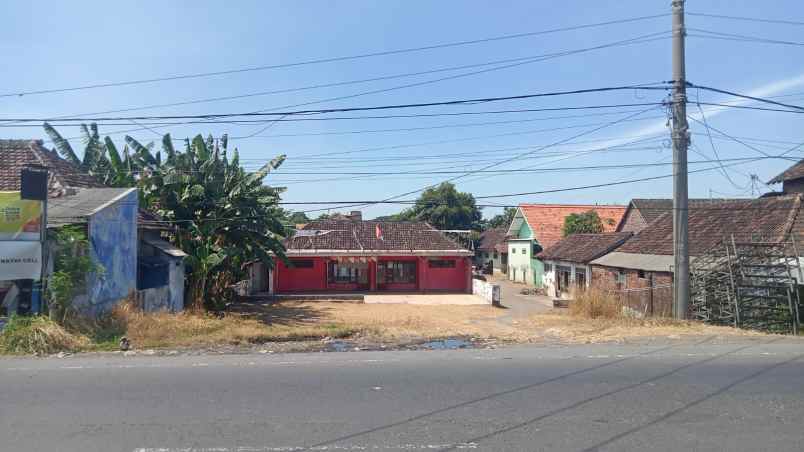 dijual tanah jalan raya tambakrejo