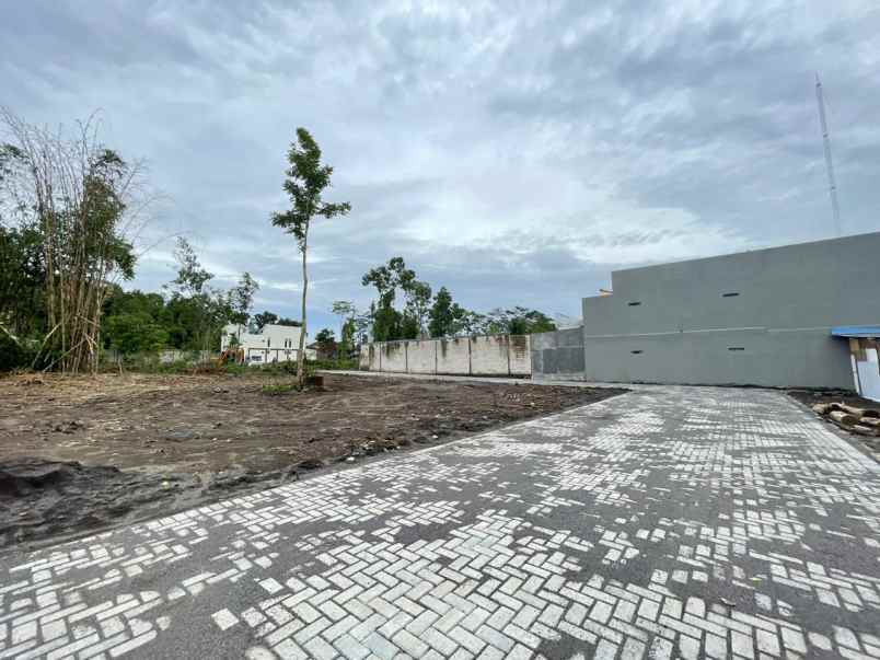 dijual tanah jl pandanaran uii candi