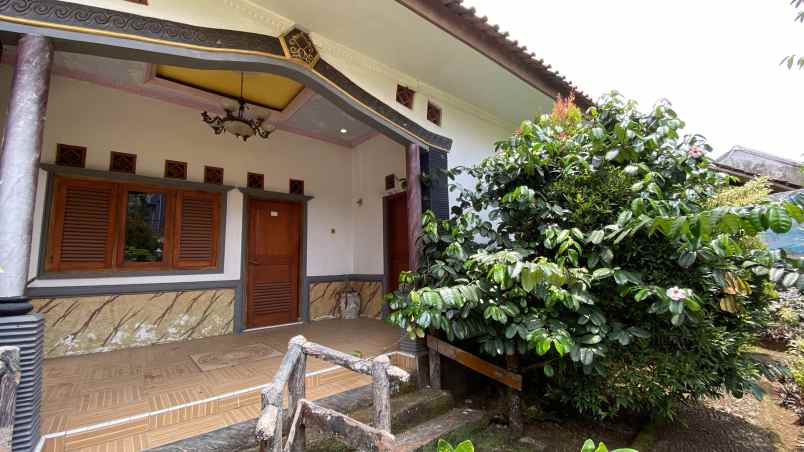 dijual villa bojong