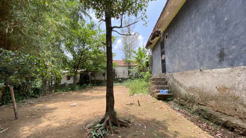 dijual villa bojong