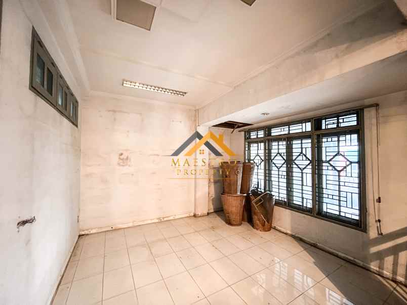 dijual villa jalan patimura jalan s parman