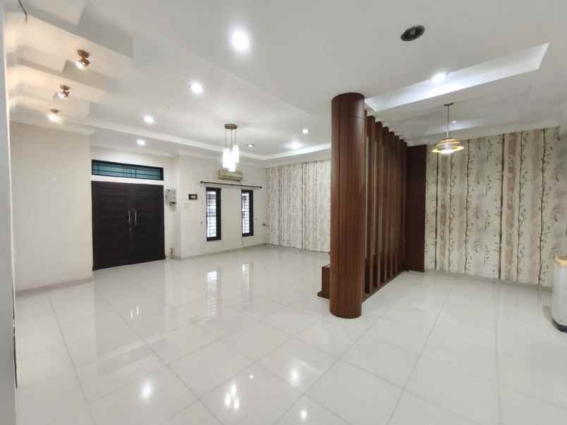 dijual villa komplek cemara asri luas 12 x 15