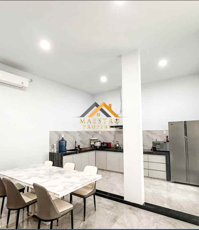 dijual villa komplek medan resort city