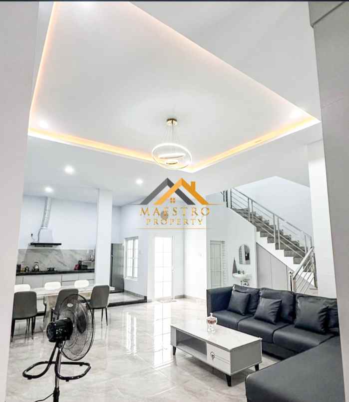 dijual villa komplek medan resort city