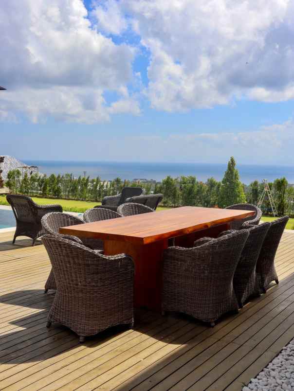 dijual villa mewah dengan view laut