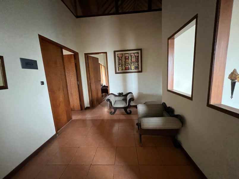 dijual villa murah lokasi kuwum umalas kerobokan