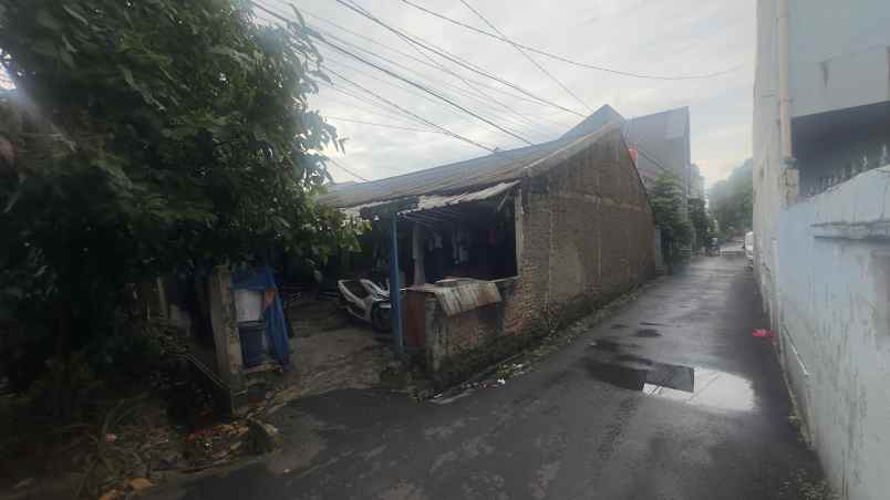 dijuao tanah jl beringin raya bulak teko kalideres