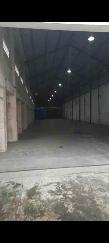 disewakan gudang di jombang