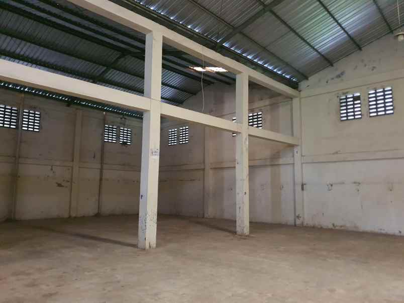 disewakan gudang di sragen