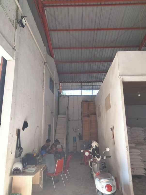 disewakan gudang di sragen