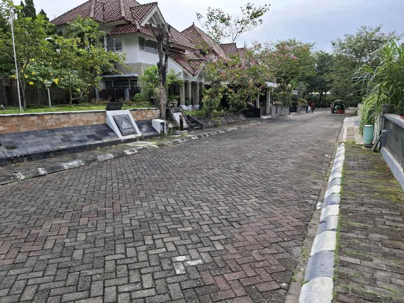 disewakan hotel perumahan pesona merapi jl