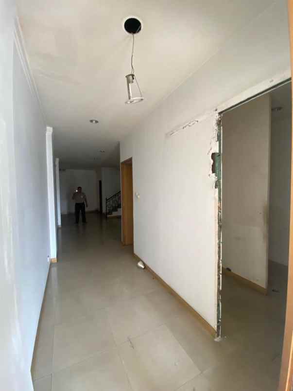 disewakan ruko gudang kantor cawang