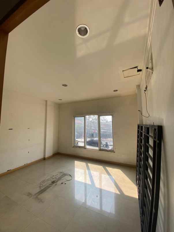 disewakan ruko gudang kantor cawang