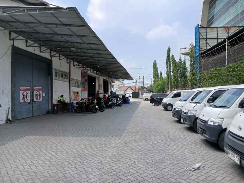 disewakan ruko gudang kantor jalan raya taman