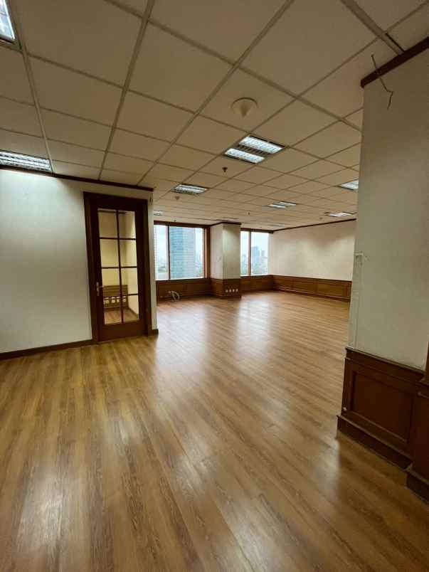 disewakan ruko gudang kantor office space di menara