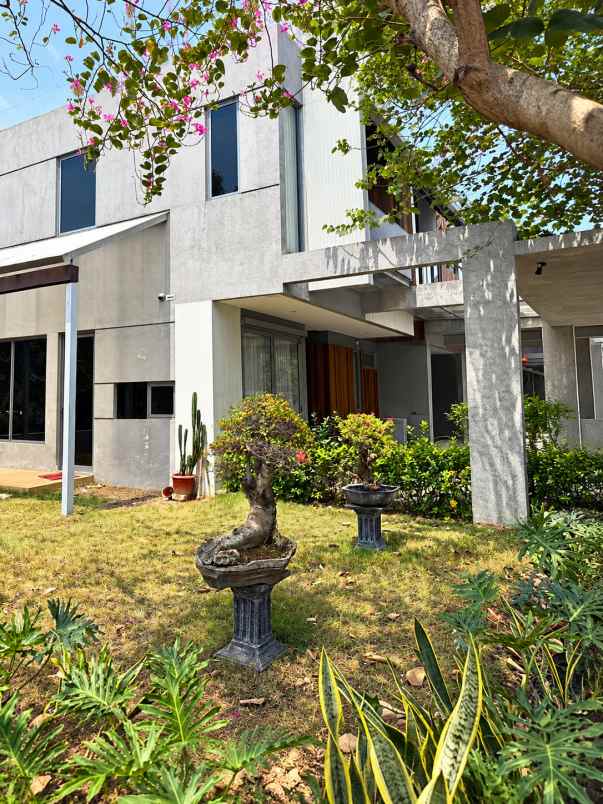 disewakan rumah asera nishi harapan indah