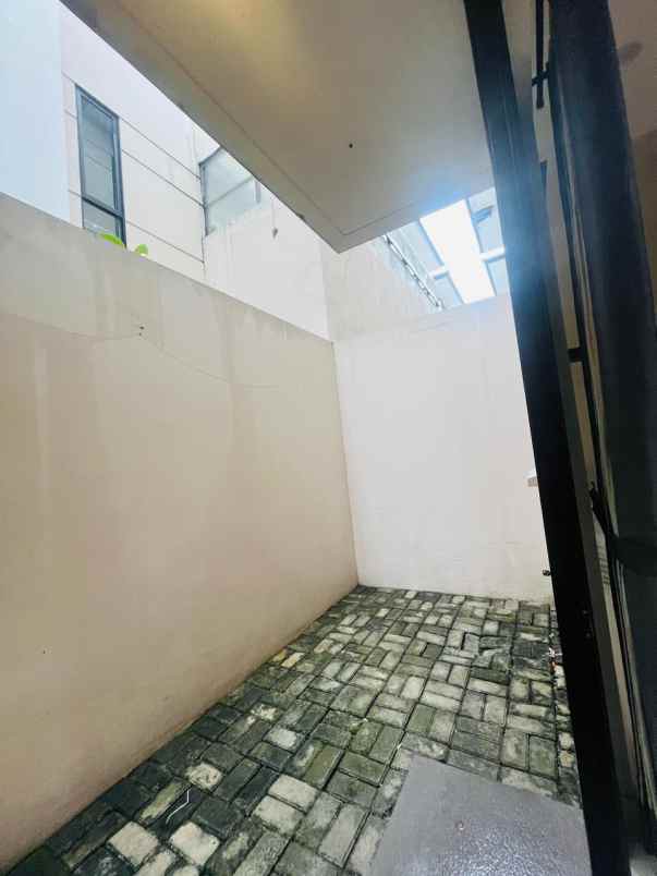 disewakan rumah asya semayang