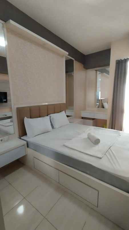 disewakan rumah bale hinggil